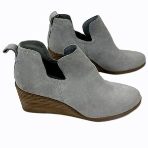 Toms Suede Wedge Shoes 7.5 Blue Grey, Excellent Pre Worn Condition Wood Wedge